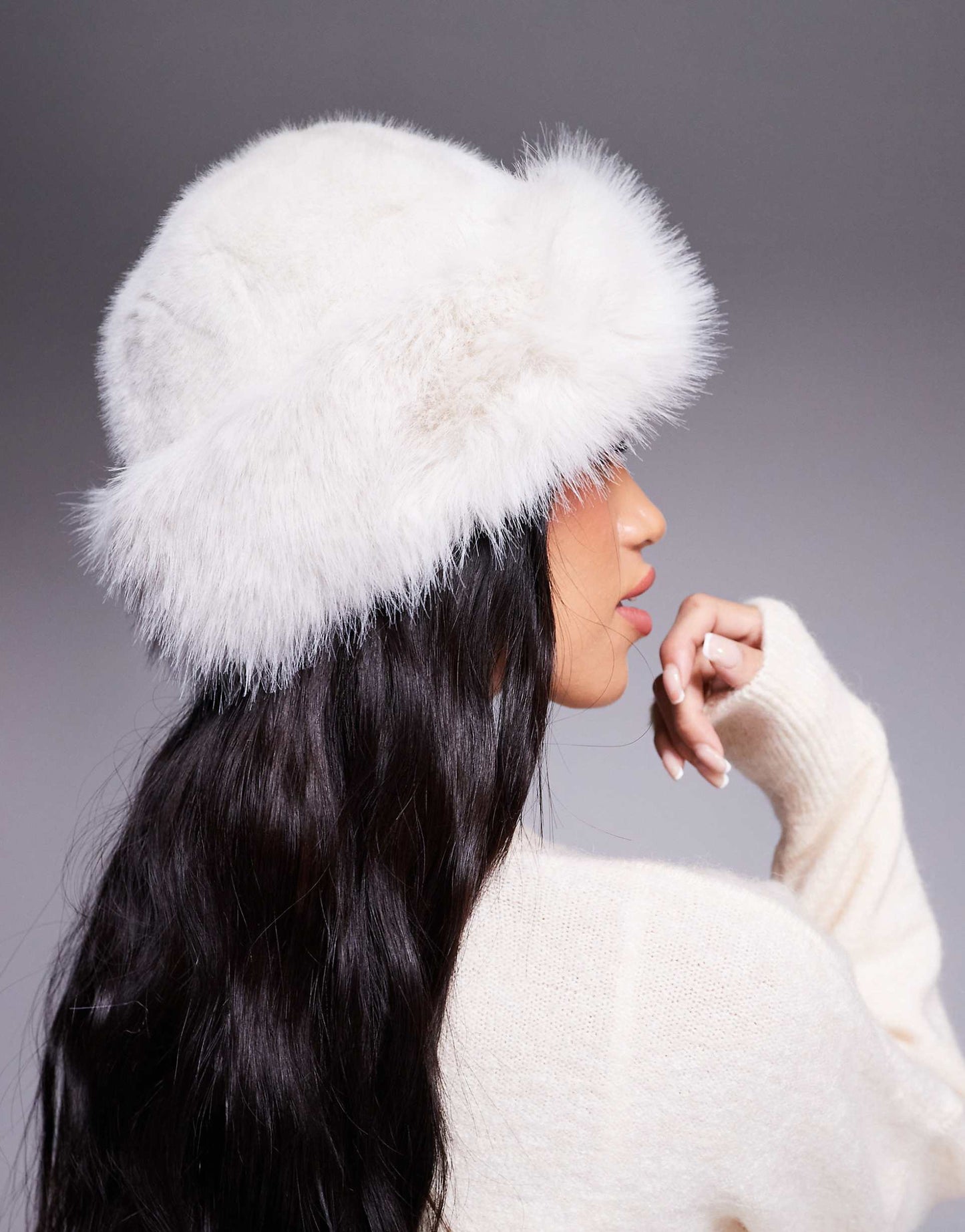 Chapeau d'Hiver Élégant en Fausse Fourrure pour Femme - Doux, Confortable