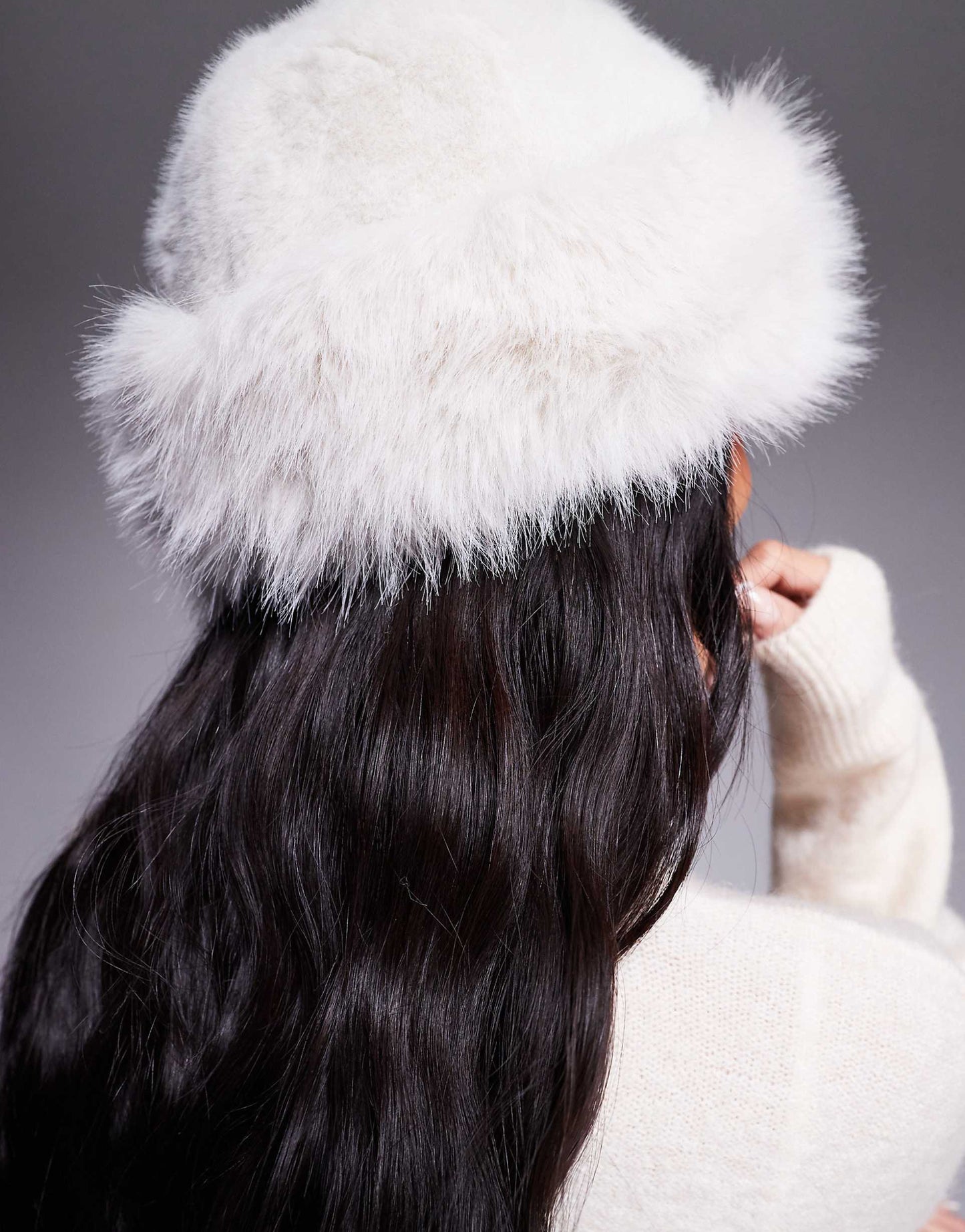 Chapeau d'Hiver Élégant en Fausse Fourrure pour Femme - Doux, Confortable